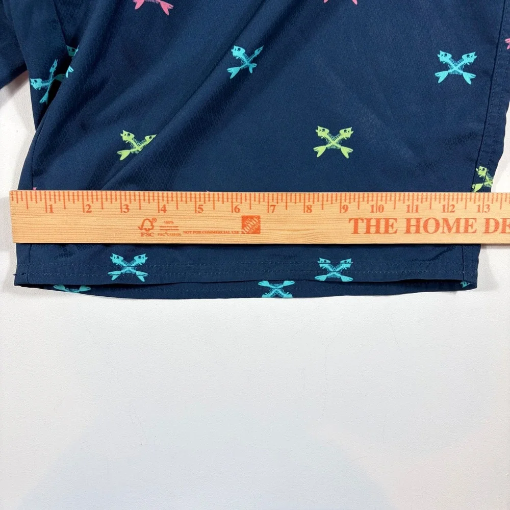 Vineyard Vines Board Shorts Mens 36 Neon Fish Bone Print Navy Blue AOP